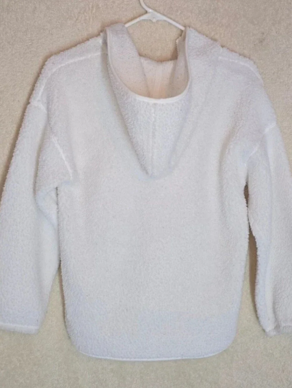 Old Navy Girls White Sherpa Fleece Warm White Sweater Size L(10-12) Kangaroo Pou